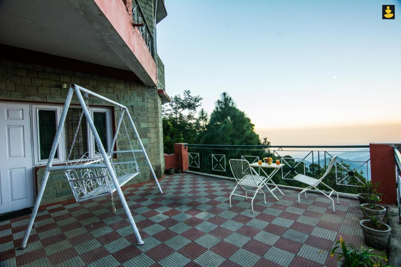 Livingstone 2Bhk Cozy Homestay In Kasauli Hills Kültér fotó