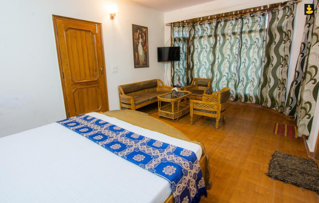 Livingstone 2Bhk Cozy Homestay In Kasauli Hills Kültér fotó