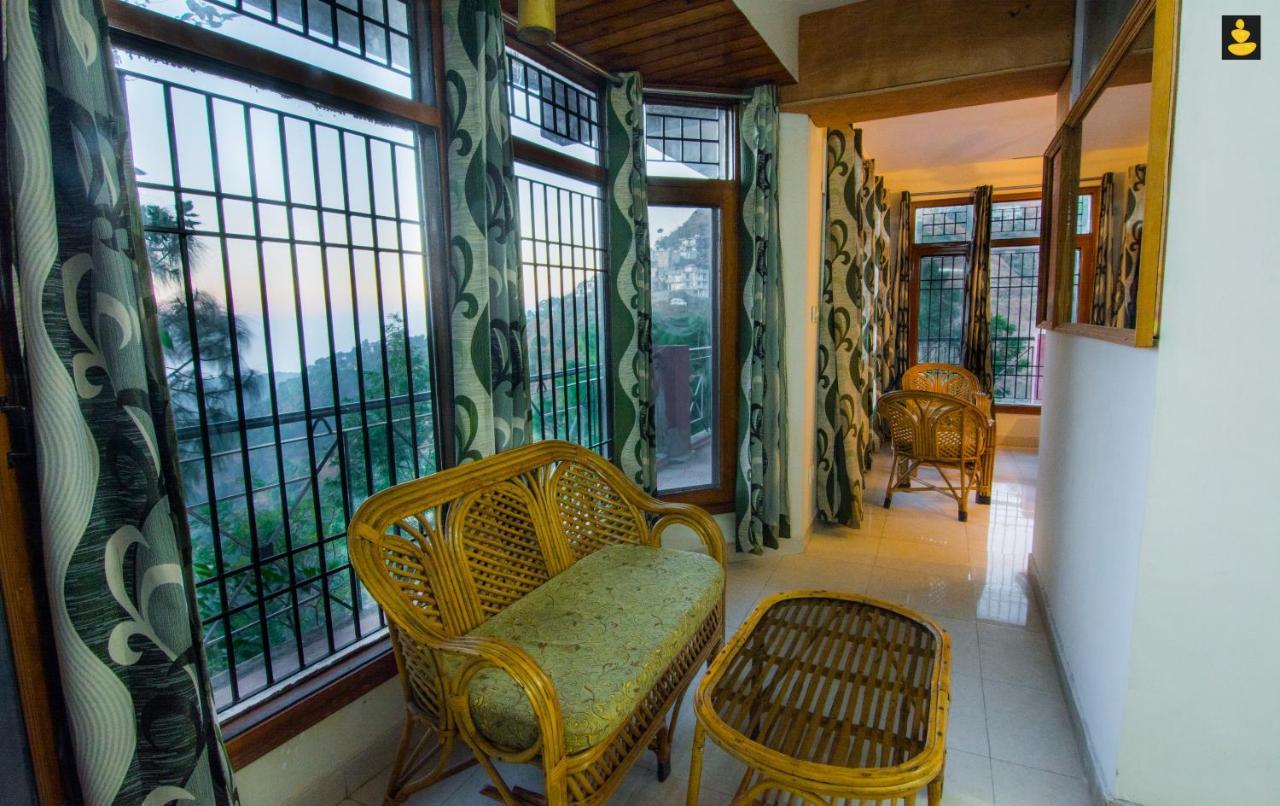 Livingstone 2Bhk Cozy Homestay In Kasauli Hills Kültér fotó