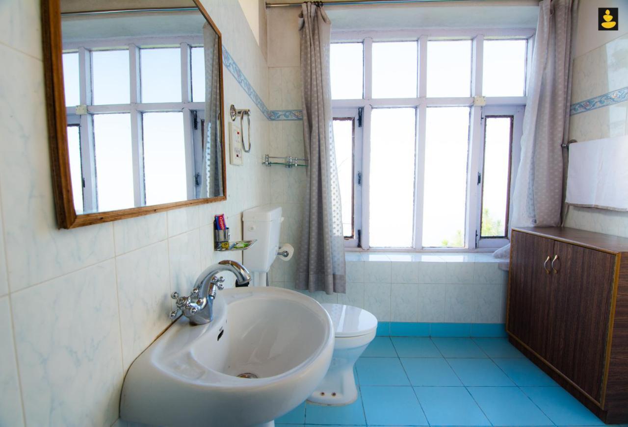 Livingstone 2Bhk Cozy Homestay In Kasauli Hills Kültér fotó